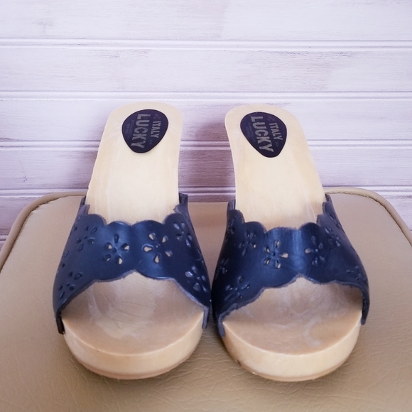 Vintage Lucky Platform Sandals - Picture 6 of 9